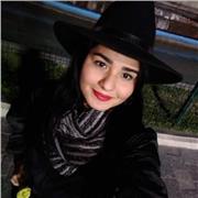 Profesora profesional en finanzas y relaciones internacionales con manejo y conocimientos del idioma ingles